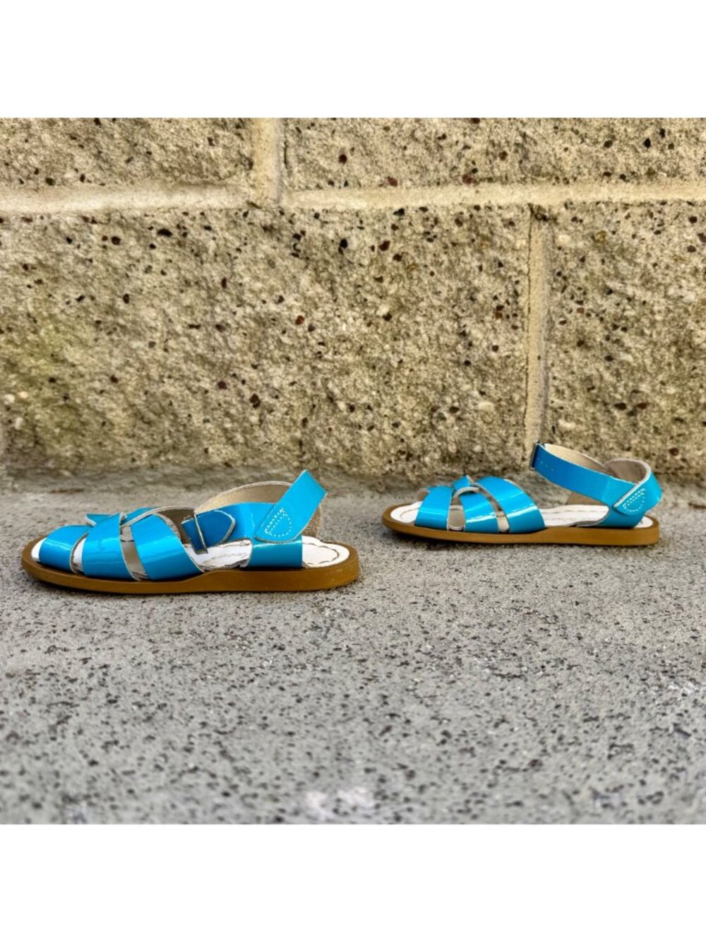 SALTWATER Sandals Girls 9 Aqua Blue Patent Leather Original Salt Water Sandal - Picture 3 of 8